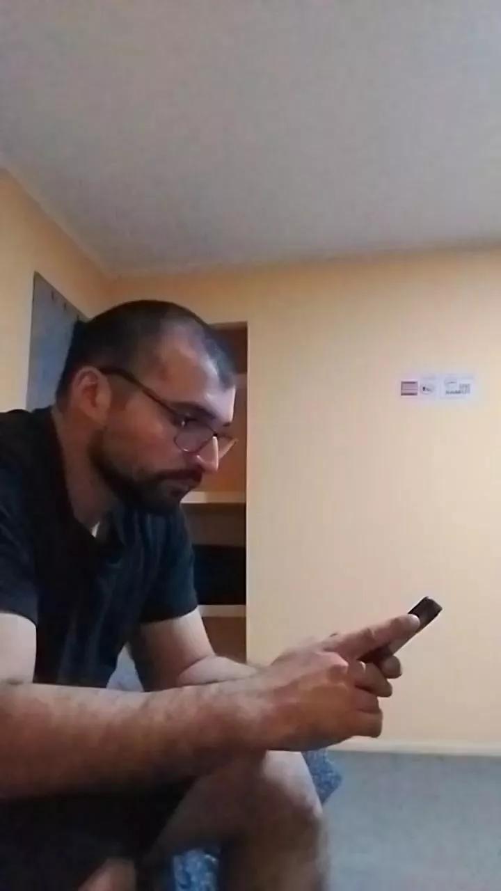 Hanroll on Cam4 