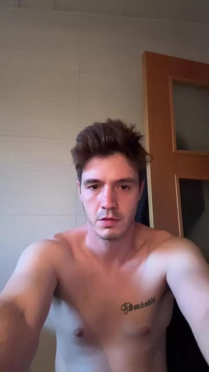 Jovenpollas on Cam4