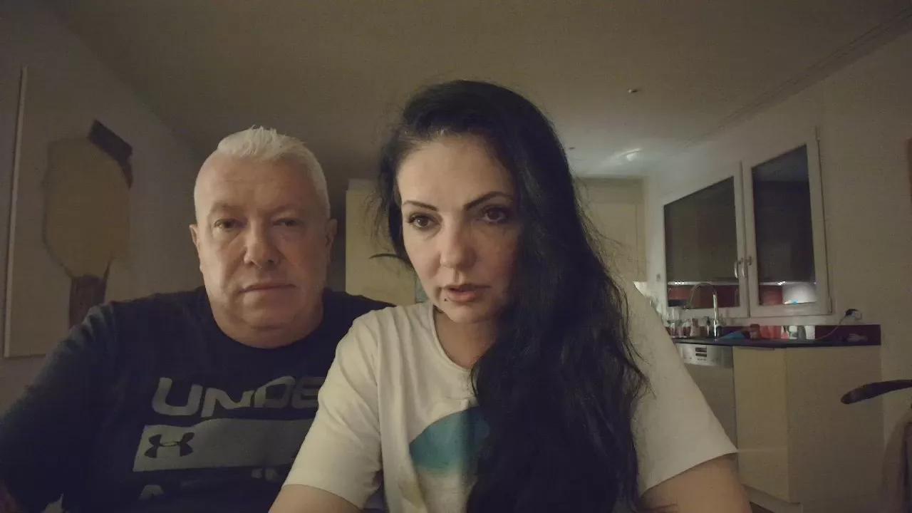 Kinky__Couple on Cam4 