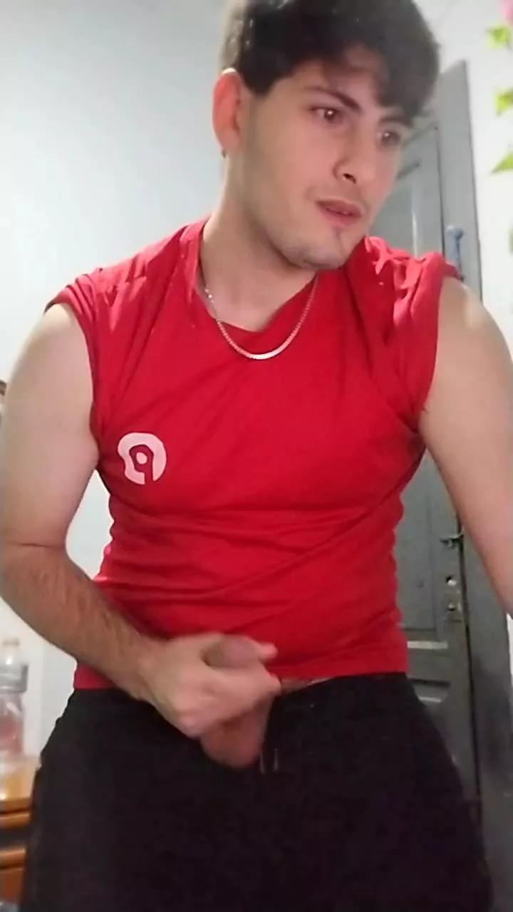 Lucas_Pink1