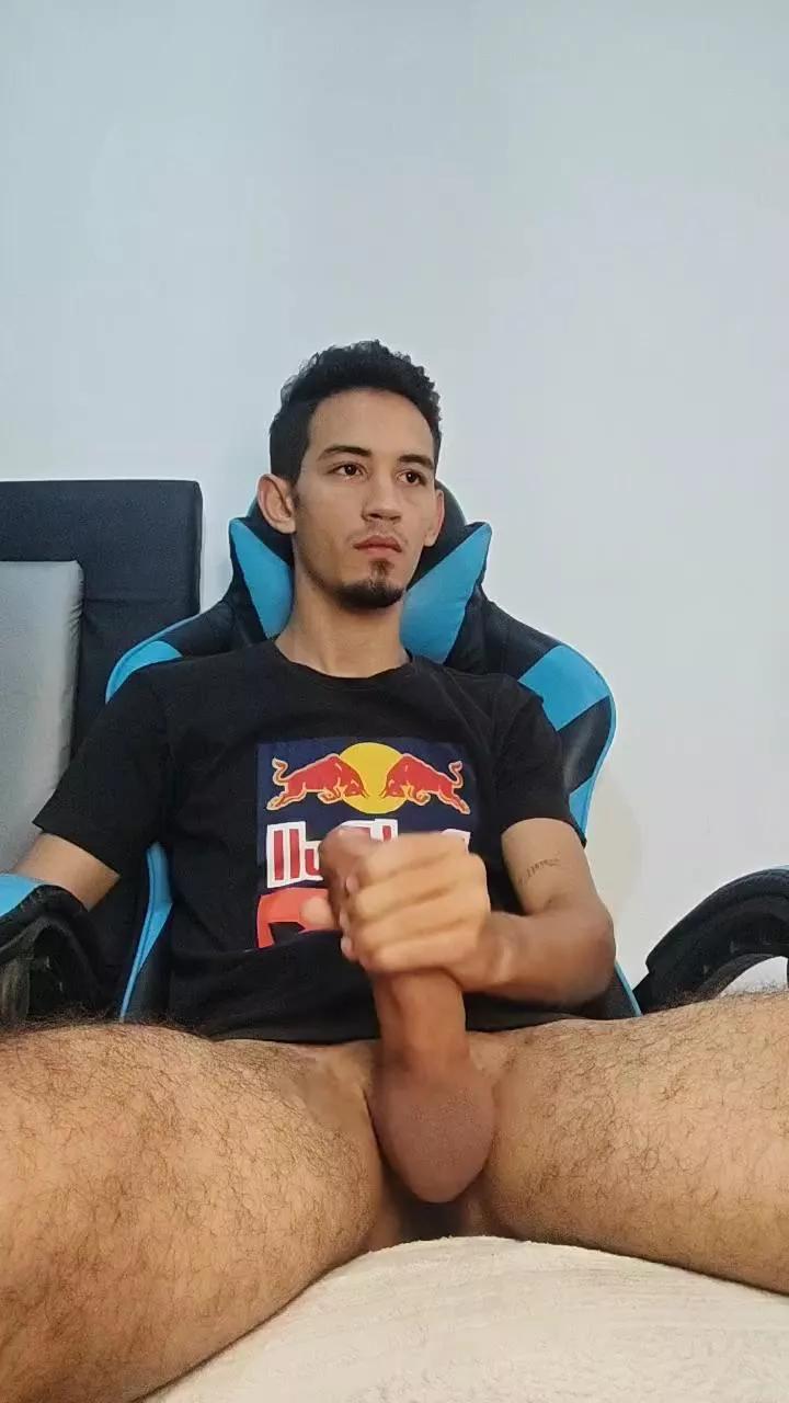 LuisRico30 on Cam4 