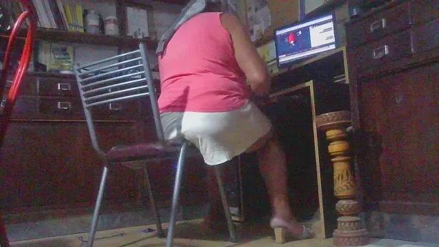 LunaTravsumi on Cam4 