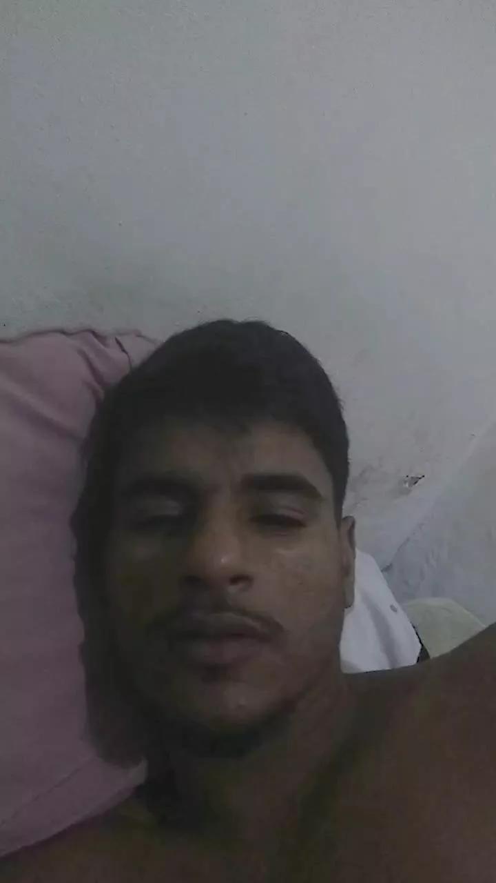 Raafaaaa3 on Cam4 