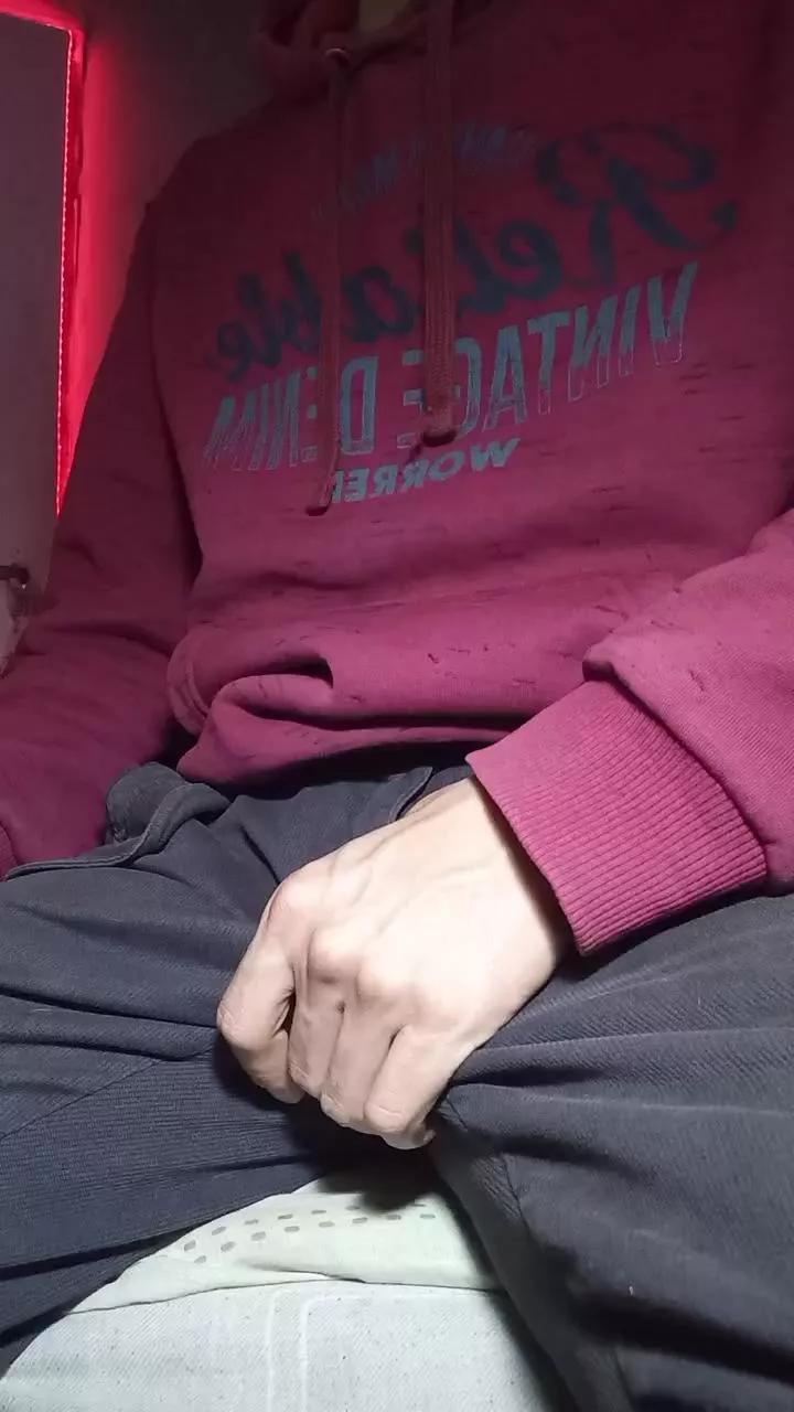 RealChicoBoy on Cam4 