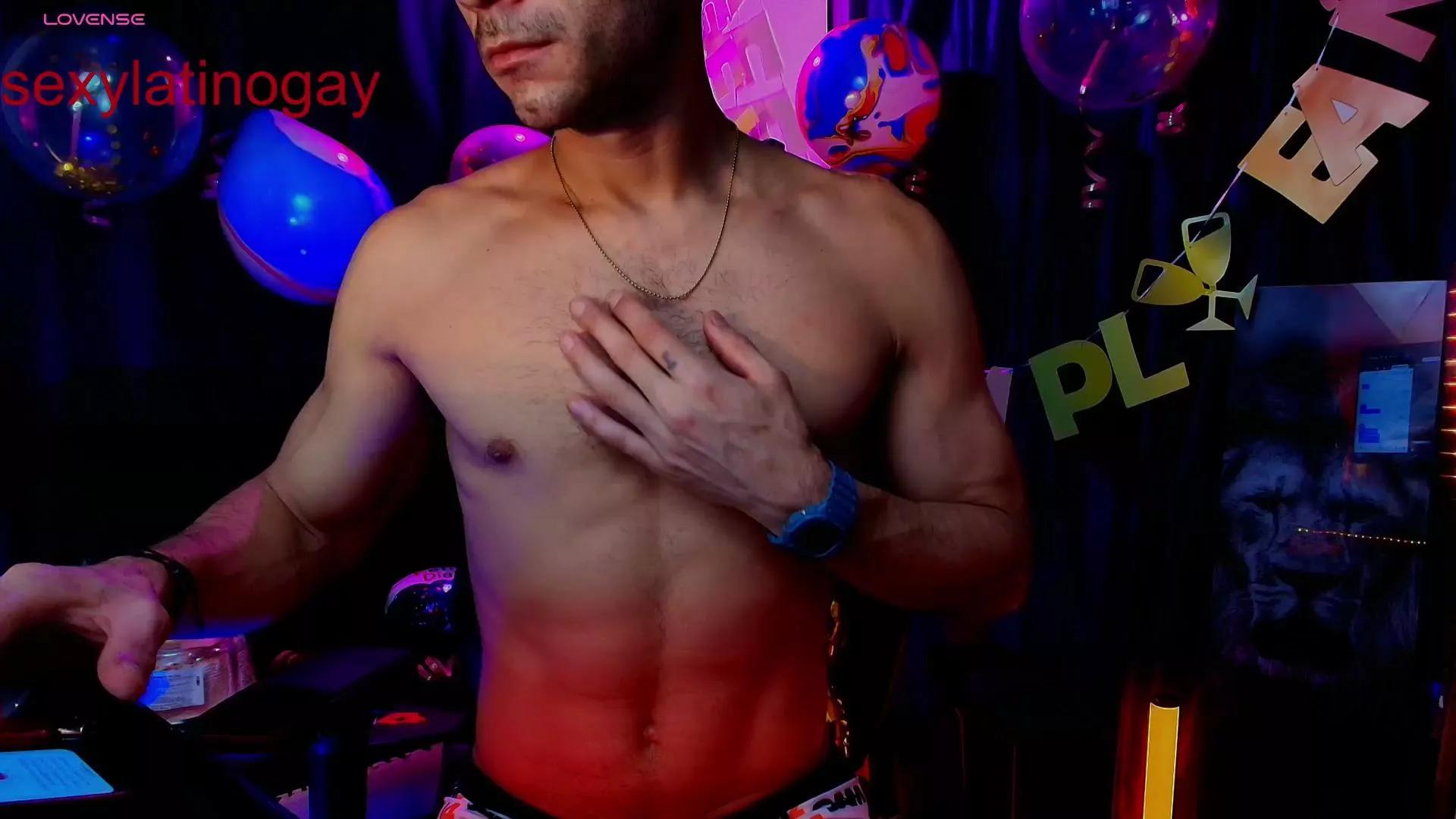 Sexylatinogay