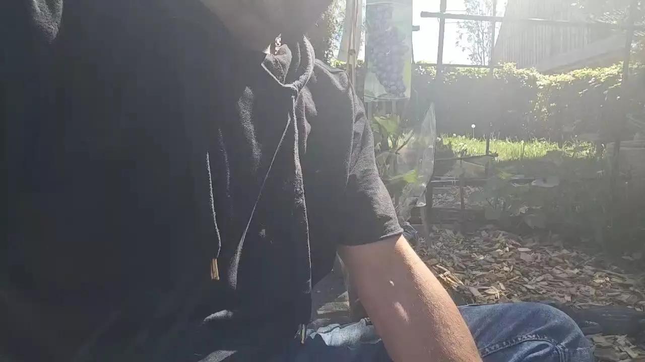 Tastit4cs on Cam4 