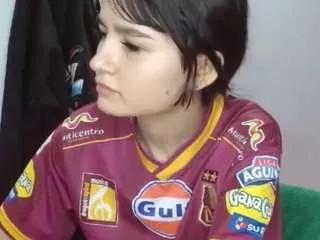 saritahoneyy on CamSoda 