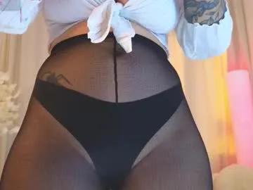 _b00bss_ — Third Day here! | Goal:  squeeze and bounce my boobs  | Hello there, i'm Jess #new here, i have #bigboobs and #bigass im #young #natural girl [101 tokens remaining]