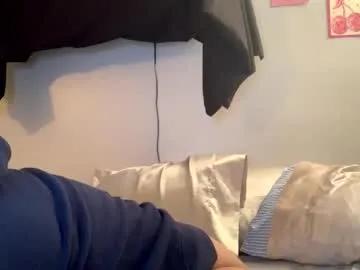 aliciacolette123 — Watch me deepthroat  wet sloppy head #chatty #ass #pussy #new #bigtippers [0 tokens remaining]