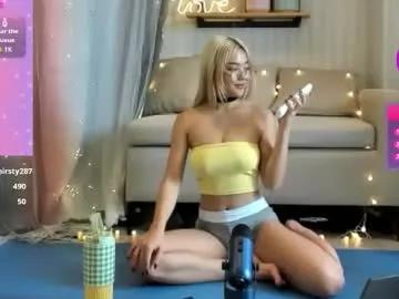 Chaturbate alissa_skyy  is Freechat  alissa_skyy — Alissa_skyy's room #asian #asianblonde #yoga #new #fitness #blondegirl #cute #sing #talk #workout