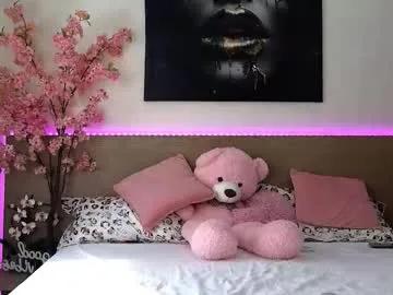 Freechat anexxblondie on Chaturbate