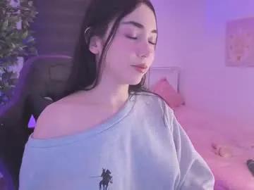 anniebrie — GOAL: flash boobs [150 tokens remaining] Welcome guys !!!! #skinny #latina #teen #petite #cute