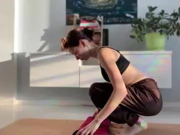 Freechat anntics_ on Chaturbate