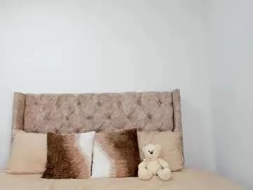 Freechat auroradurand on Chaturbate