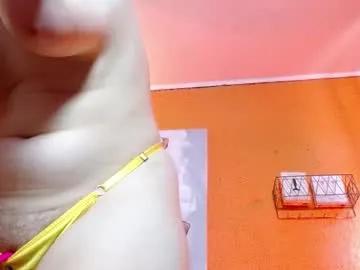 bunnyleahxxx on Chaturbate 