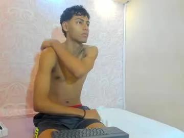 cami_wyatt — Hey today is my first day, my goal masturbate until the pre cum #new #ebony #gay #latino #bigcock [180 tokens remaining]
