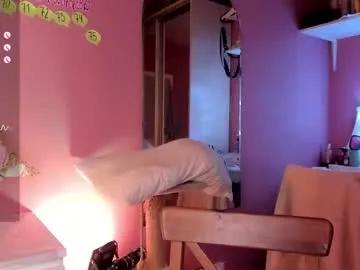 Freechat caroline_kiparis on Chaturbate