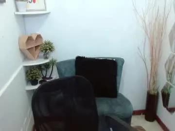 cassie_andrews — GOAL: Oil massage tits & Pinch nipples [54 tokens remaining] WelCUM guys! watch & enjoy my show #latina #young #natural #shaved #braces