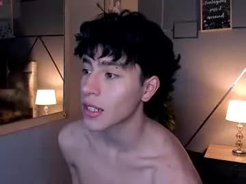 chrristopher77 on Chaturbate 