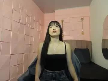 dakota1_8 — GOAL: show tits+rub nipples+shake tits [28 tokens remaining] Welcome to my room! #natural #cameltoe #18 #new #c2c #latina