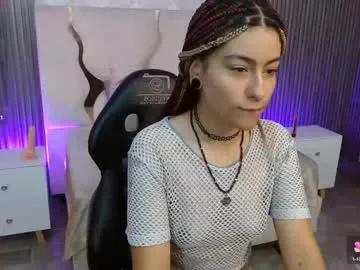 dakota_tay1 — GOAL:  finger  in pussy [40 tokens remaining] keep your vibes high don't let my pussy dry - squirt in your face #redhead #tattoo #squirt #ebony #teen