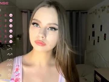 doriscockroft — GOAL: Add water to my T -shirt, making it wet [71 tokens remaining] Welcome to my room I rested and ready for fun #18 #lovense #new #bigass #teen