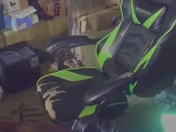 Freechat dotyoureyezez on Chaturbate