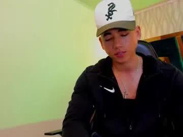 draven_marceaux — Show Muscles With Oil +Masturbation [111 tokens left]  Welcome to my hottest room   Don't forget to follow and rate me with   #master #lovense #bigcock #cum #feet