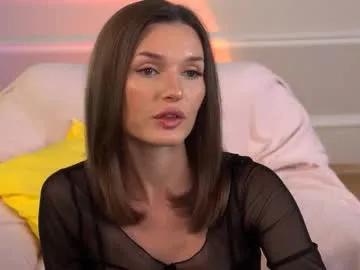 Freechat e_vvv_a on Chaturbate