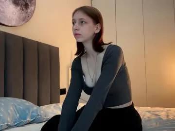ellie_hollow — First Day Here! !!Say me hi!!My name is Ellie. I am a beginner, I hope you can help me master this space! #new #cute #skinny #18 #teen [15 tokens remaining]