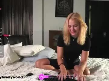 emmyfoxx_ on Chaturbate 