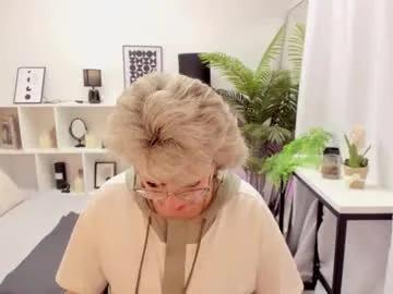 evelynblissful on Chaturbate 