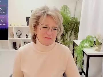 evelynblissful on Chaturbate 