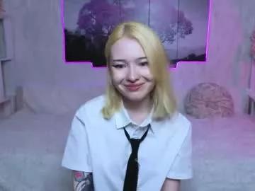 Freechat flaircorell on Chaturbate