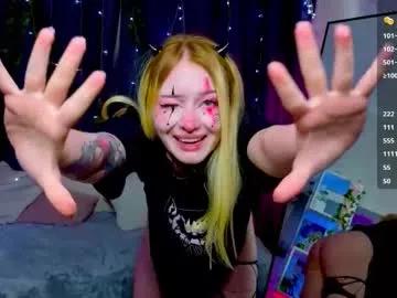 Freechat flaircorell on Chaturbate