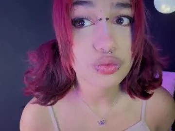 isisjones18 on Chaturbate 