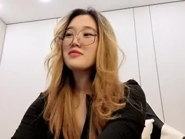 jennatyan on Chaturbate