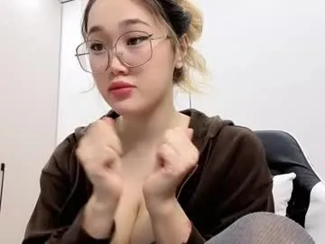 jennatyan on Chaturbate