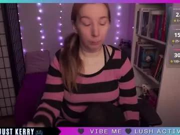 justkerryx — Vibe me while im GAMING #german #bigtits #lovense #gamergirl #glasses [500 tokens remaining]