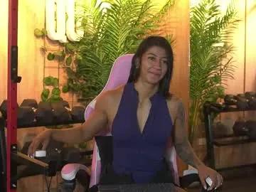 kim_beckett — #fit #smile #muscle #smalltits #ebony [1999 tokens remaining]