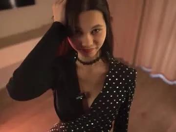 kissmesloww — OIL SHOW FULL BODY  #new #cute #tease #young #18 [532 tokens remaining]