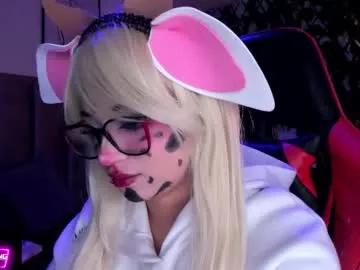 kitty_gang — GOAL: Sensual dance + striptease  [111 tokens remaining] I just want to ride you and cum  #18 #lush #cosplay #squirt #ahegao