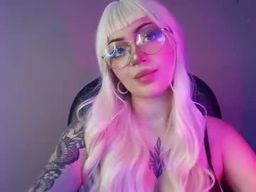 lessboobs_gh on Chaturbate