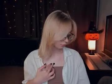 lidiaklemencic — Show my outfit to u #shy #18 #teen #new #skinny [14 tokens remaining]