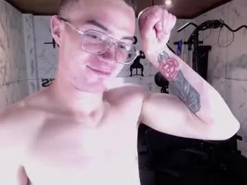 liljames_ — GOAL: Jerk off  [172 tokens remaining] Welcome to my room! #new #latino #blonde #bigcock  #muscles