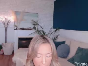 Photos of lucydalton from Chaturbate is Away