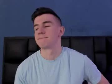 Freechat mikaelslow on Chaturbate