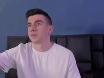 Freechat mikaelslow on Chaturbate