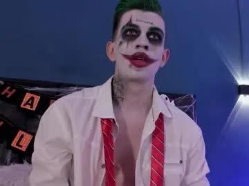 Freechat mikaelslow on Chaturbate