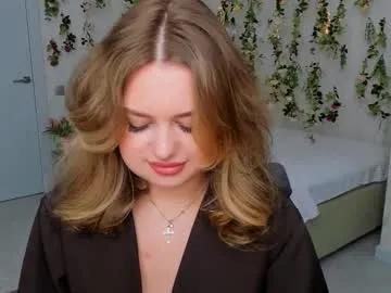 Private miraclecurly on Chaturbate